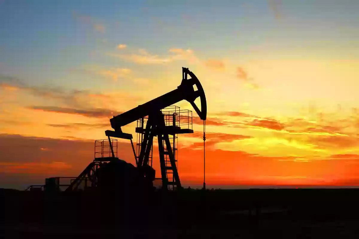 أسعار النفط العالمي تشهد انخفاض متوقع صباح اليوم والسبب!!